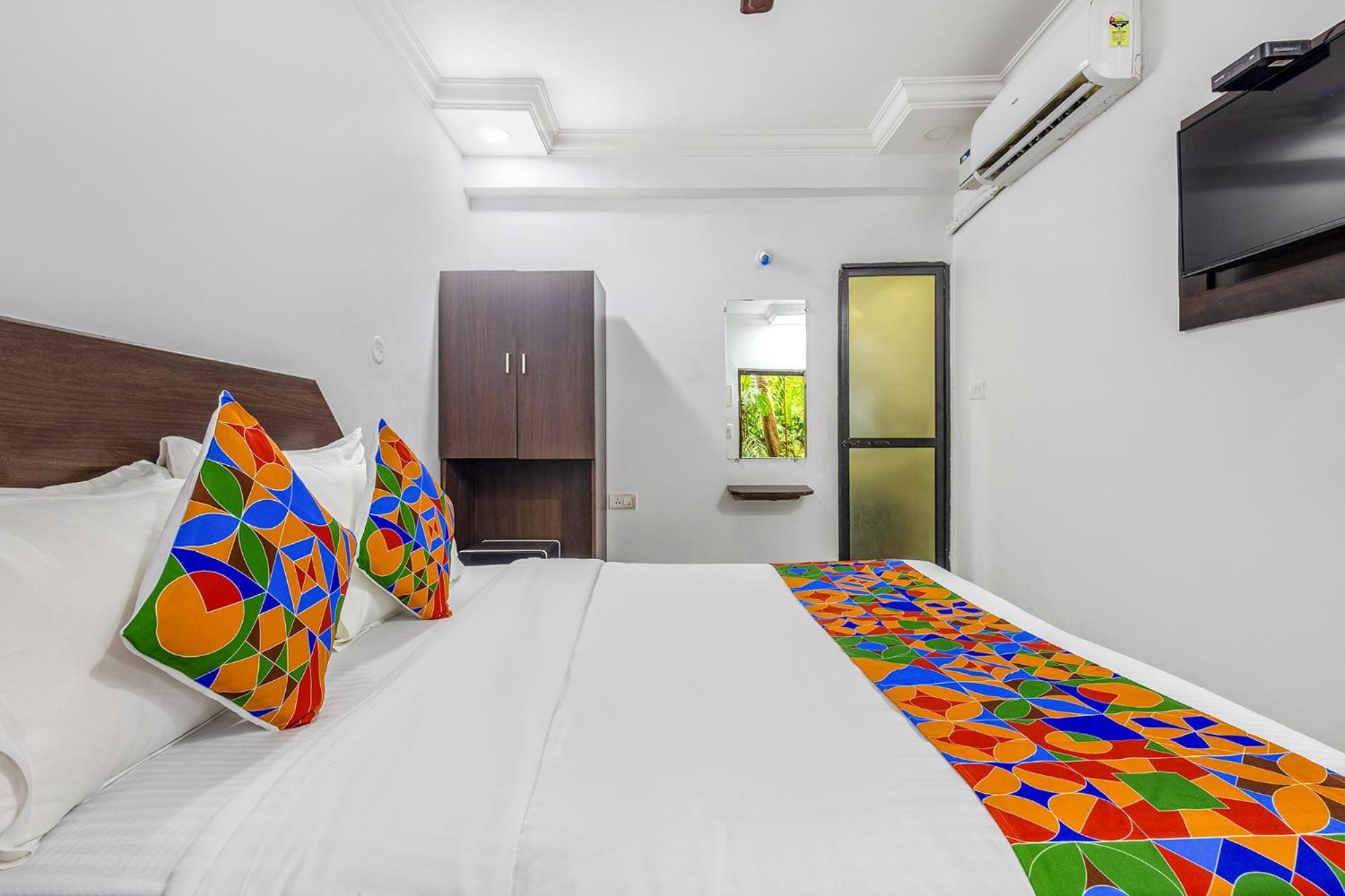 Fabhotel Raj Resort - Nr Calangute Beach Bagian luar foto